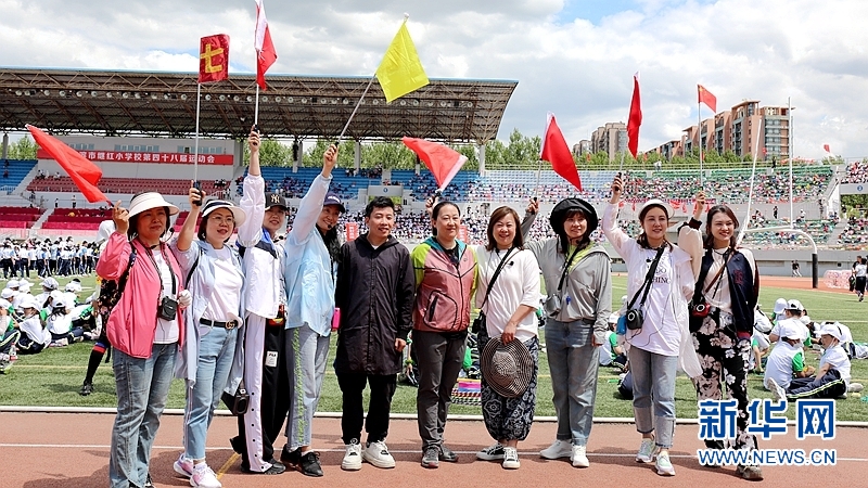 自律健康成长哈尔滨市继红小学第48届田径运动会成功举办-新华网