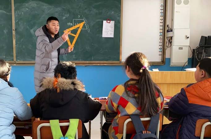 中国三个“极地”小学的“冬日恋歌”