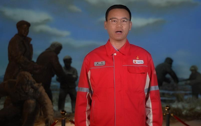 穆超：用&ldquo;铁心&rdquo;&ldquo;铁志&rdquo;&ldquo;铁肩&rdquo; 把青春热血挥洒在石油事业上