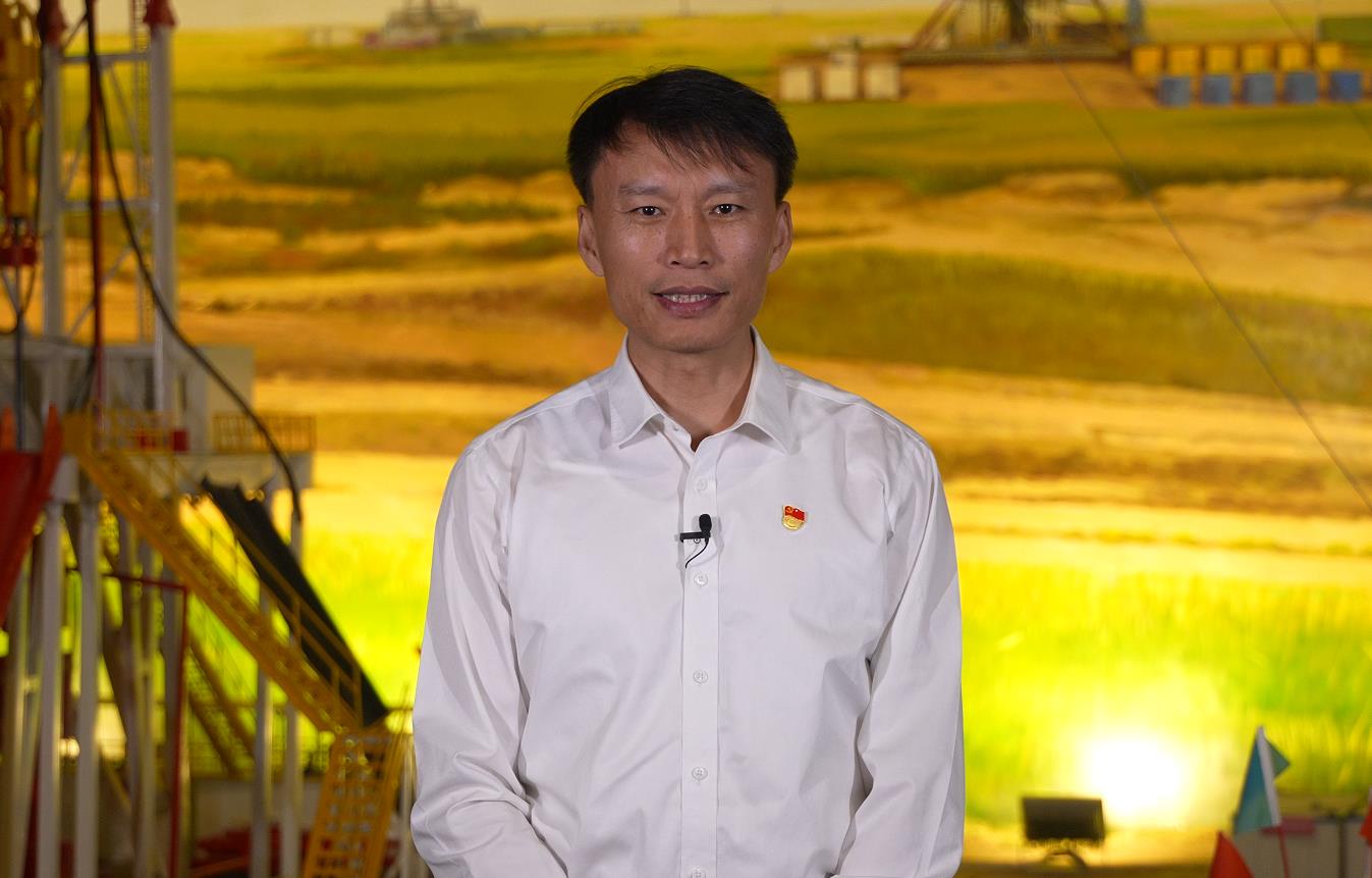 裴明波：不断创新 在新时代中发展铁人精神