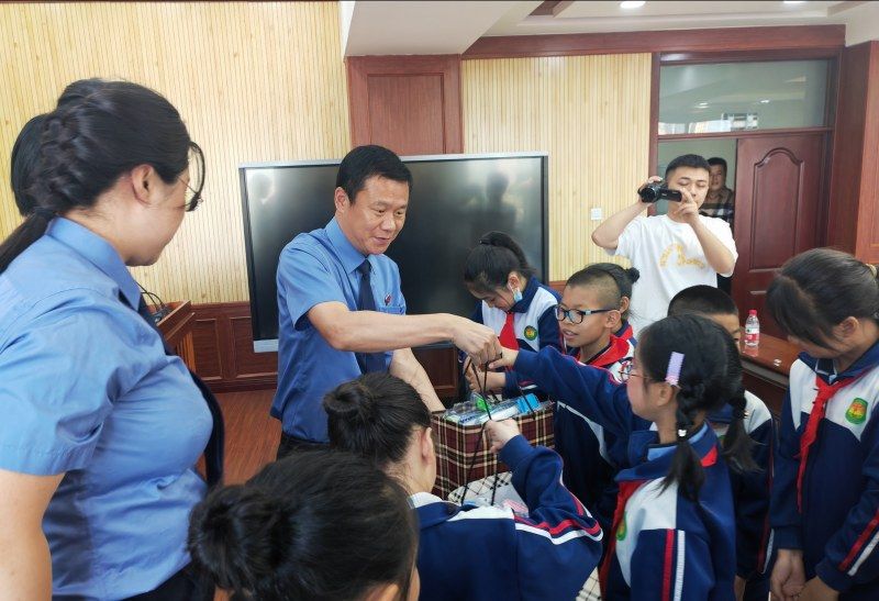 七台河市茄子河区人民检察院举办“检爱同行·共护花开”主题开放日活动