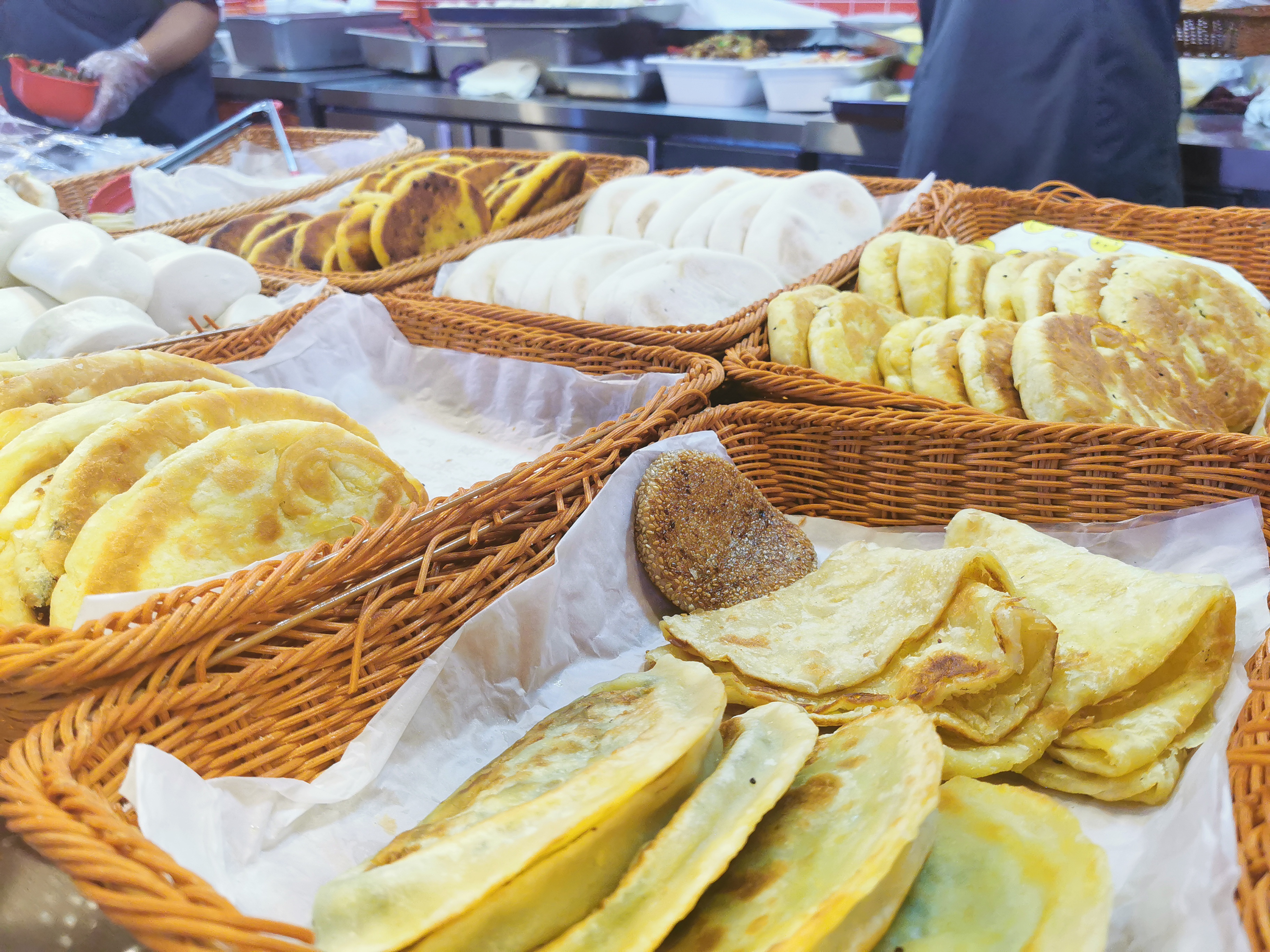 哈爾濱一愛國營大食堂開門迎客